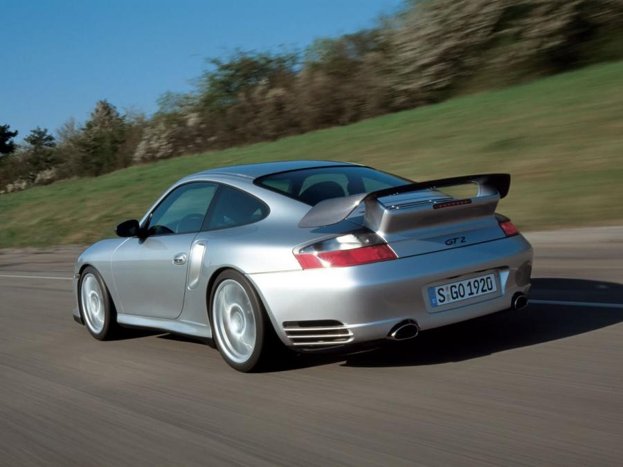  Porsche 911 GT2 2004 года  (фото 8 из 8)